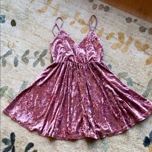 NWT Romeo + Juliet Couture Velvet Dress